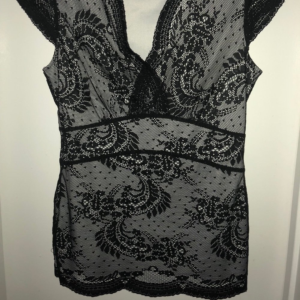 💟NY&Co Lined Lace Top - Picture 5 of 8